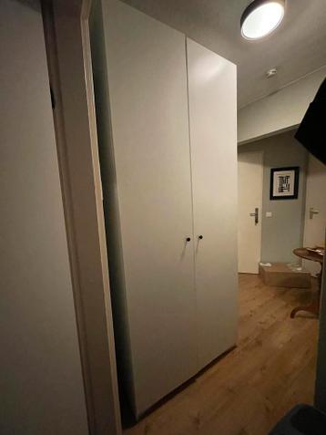 IKEA Pax kast 236x100x60 - Zeer goede staat! - afbeelding 1 IKEA Pax kast 236x100x60 - Zeer goede staat! - afbeelding 1