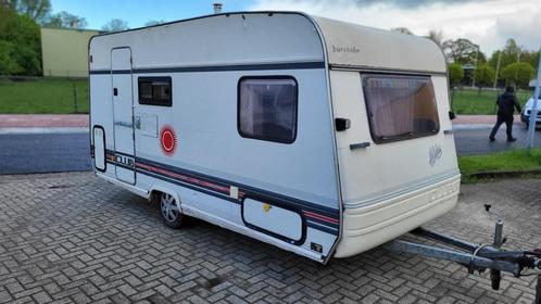 Bürstner Holiday 430 TN, Caravans en Kamperen, Caravans, Bedrijf, tot en met 3, 500 - 750 kg, Treinzit, Bürstner, Overige, 4 tot 5 meter