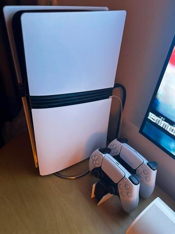 PlayStation 5 Pro Digital- 2x Dual Sense + Dock + Stand