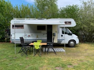 Zeer ruime gezinscamper met aparte slaapkamer BOVAG gekeurd