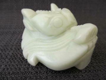 Antieke Chinese jade "mask bunckle"