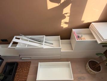 IKEA KOMPLEMENT lades en planken voor PAX kast - afbeelding 2 IKEA KOMPLEMENT lades en planken voor PAX kast - afbeelding 2