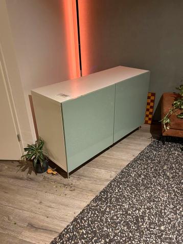 Twee IKEA Besta kasten - afbeelding 4 Twee IKEA Besta kasten - afbeelding 4