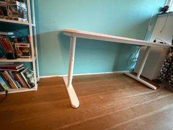 Ikea BEKANT bureau, wit, 160x80 cm en in hoogte verstelbaar - afbeelding 5 Ikea BEKANT bureau, wit, 160x80 cm en in hoogte verstelbaar - afbeelding 5