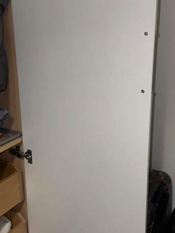 Twee Ikea Pax deuren hoogglans wit 50x229 cm - afbeelding 3 Twee Ikea Pax deuren hoogglans wit 50x229 cm - afbeelding 3