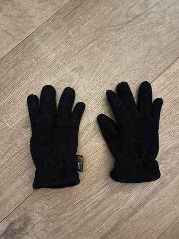 Thermoplus extra isolated handschoenen zwart kind 5/6 jaar.