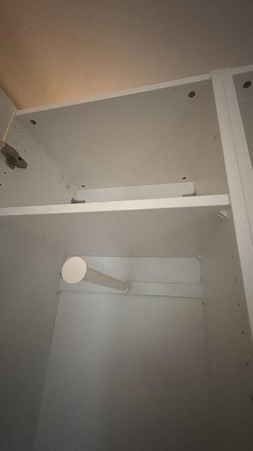 Witte PAX kast IKEA - afbeelding 4 Witte PAX kast IKEA - afbeelding 4