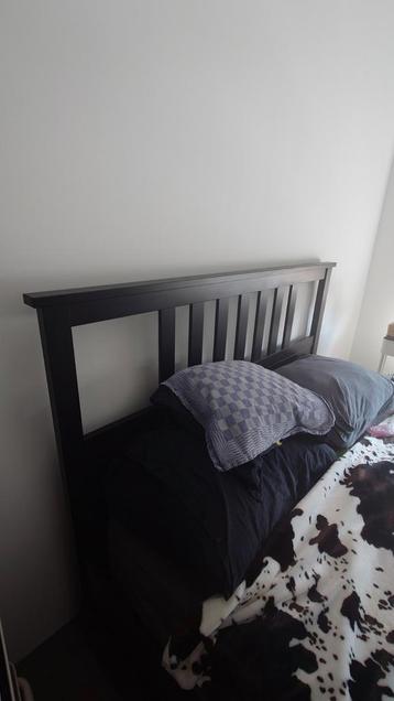 IKEA HEMNES bedframe met 4 bijpassende lades. - afbeelding 4 IKEA HEMNES bedframe met 4 bijpassende lades. - afbeelding 4