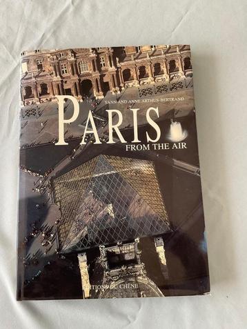 Boek over Parijs