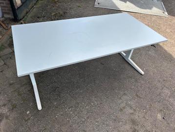 5 ZGAN + zwengelverstelbare bureaus 140*80 en 160*80 - afbeelding 6 5 ZGAN + zwengelverstelbare bureaus 140*80 en 160*80 - afbeelding 6