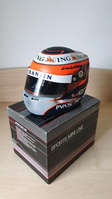 Heikki Kovalainen ING Renault f1 team 2007 helm 1/2