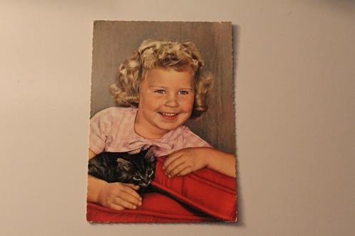 Oude Katten Postkaart - Meisje met krullen en haar Kitten, Verzamelen, Ansichtkaarten | Dieren, Gelopen, 1960 tot 1980, Hond of Kat