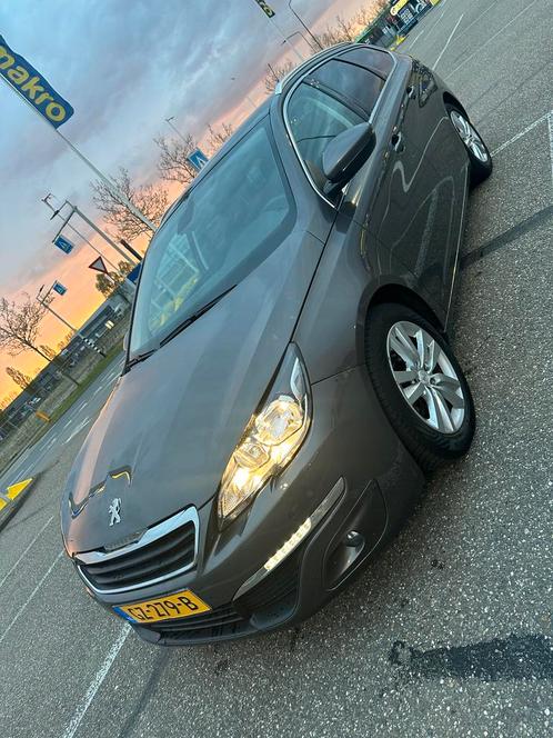 Peugeot 308 1.2 SW 2015 Grijs, Auto's, Peugeot, Particulier, ABS, Achteruitrijcamera, Airbags, Airconditioning, Alarm, Apple Carplay
