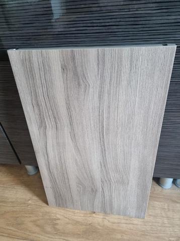 Ikea Besta plank 56x36cm kleur walnoot