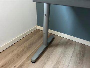 Ikea Galant bureau 160x80x78 ZGAN - afbeelding 5 Ikea Galant bureau 160x80x78 ZGAN - afbeelding 5