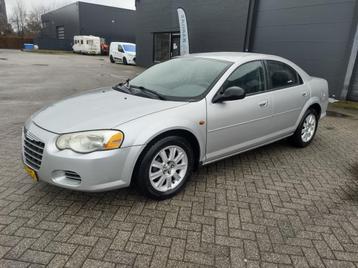 Chrysler Sebring 2.4 I AUT 2005 Grijs