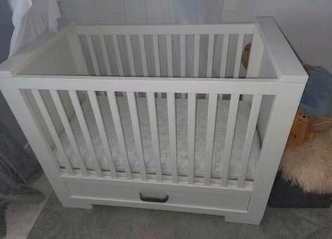 Baby kamer netjes van zware kwaliteit, Kinderen en Baby's, Kinderkamer | Complete kinderkamers, Zo goed als nieuw, Jongetje of Meisje