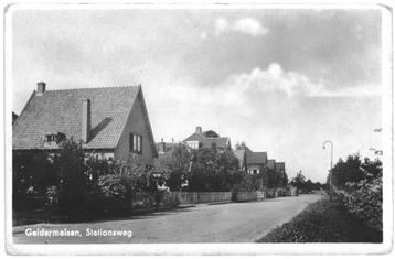 963716	Geldermalsen	Gld Stationsweg	1941	Gelopen met postzeg