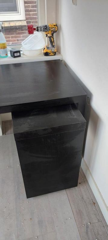 Bureau malm ikea met uitschuifbaar deel - afbeelding 3 Bureau malm ikea met uitschuifbaar deel - afbeelding 3