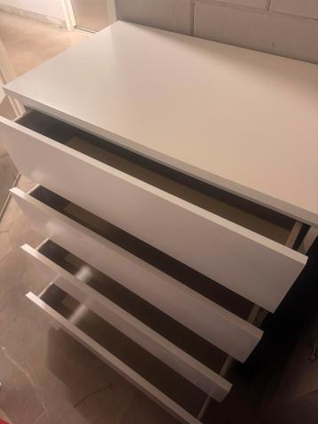 Ikea Malm ladenkast 4 lades 80cm wit - afbeelding 2 Ikea Malm ladenkast 4 lades 80cm wit - afbeelding 2