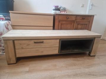 TV kast met opbergruimte