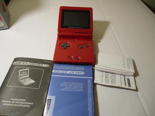 Gameboy Advance SP rood compleet met doos., Spelcomputers en Games, Spelcomputers | Nintendo Game Boy, Zo goed als nieuw, Game Boy Color