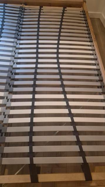 IKEA TARVA 160*200cm Bedframe Grenen - Goede Staat - afbeelding 3 IKEA TARVA 160*200cm Bedframe Grenen - Goede Staat - afbeelding 3