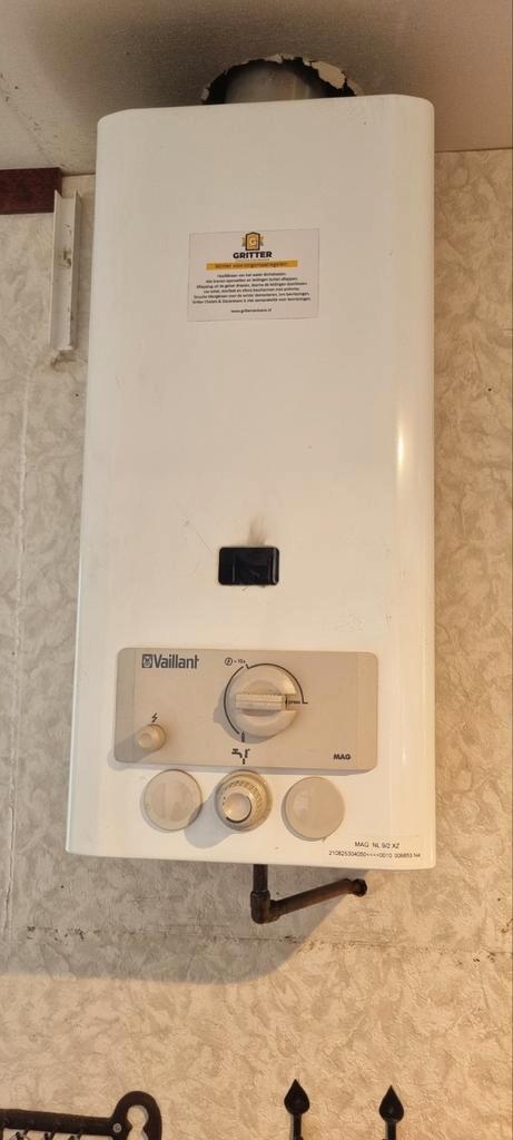 Vaillant butaan propaan geiser met  vonkontsteking, Doe-het-zelf en Verbouw, Geisers en Boilers, Gebruikt, Geiser, Propaan of Butaan