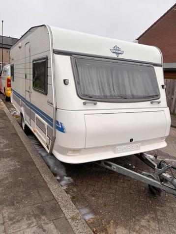 te koop zeer mooie en nette hobby exclusieve caravan