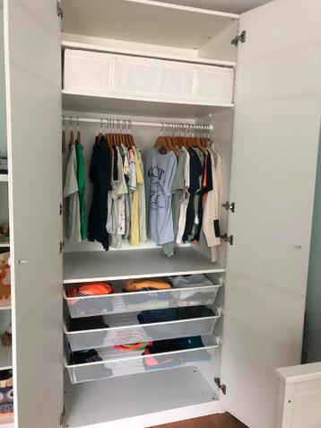 Ikea- kast Pax, 3-deurs met lades, roede en planken - afbeelding 5 Ikea- kast Pax, 3-deurs met lades, roede en planken - afbeelding 5