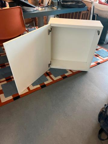 IKEA Besta kastje wit - 60x22x64cm - afbeelding 2 IKEA Besta kastje wit - 60x22x64cm - afbeelding 2