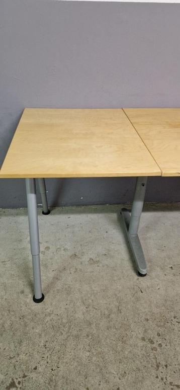 Ikea hoekbureau 160 x 120 met los aanbouwdeel 60 x 80 cm - afbeelding 4 Ikea hoekbureau 160 x 120 met los aanbouwdeel 60 x 80 cm - afbeelding 4