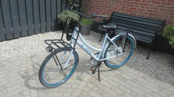 cortina meisjes fiets 26 inch. tip top in orde, 3 ver.