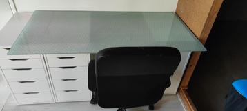 Ikea Bureau met Stoel - afbeelding 2 Ikea Bureau met Stoel - afbeelding 2