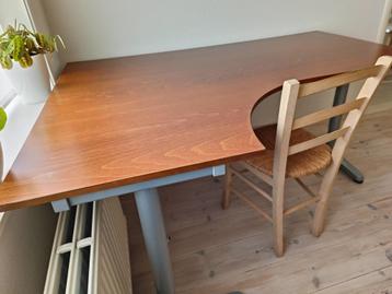 Bureau / hoekbureau van Ikea Galant - afbeelding 14 Bureau / hoekbureau van Ikea Galant - afbeelding 14