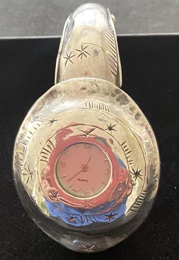 Zilver armband met horloge van de ontwerper Poran