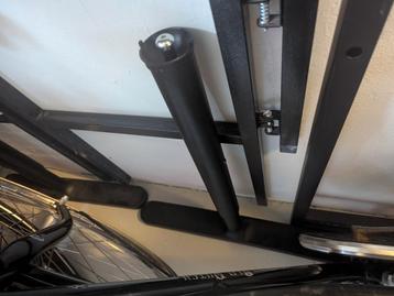 Ikea Bekant bureau onderstel zwart - afbeelding 3 Ikea Bekant bureau onderstel zwart - afbeelding 3