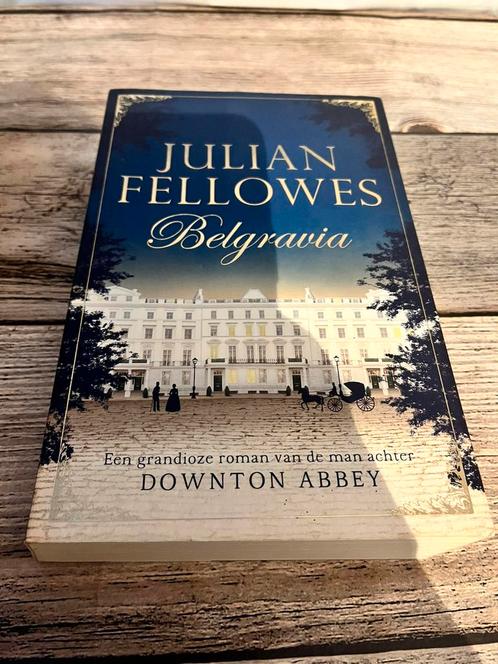 Julian Fellowes - Belgravia, Boeken, Literatuur, Zo goed als nieuw, Ophalen of Verzenden