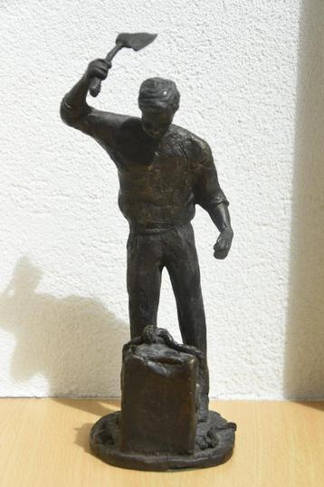 Beeld Sculptuur De Laatste Knoop Doorhakken P.B. 1984