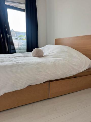 Ikea bed MALM Bedframe, met 2 bedlades, eikenfineer, 180x200 - afbeelding 4 Ikea bed MALM Bedframe, met 2 bedlades, eikenfineer, 180x200 - afbeelding 4
