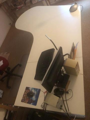 Bureau EFFEKTIV van IKEA - afbeelding 2 Bureau EFFEKTIV van IKEA - afbeelding 2