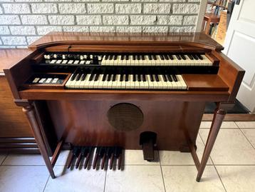 Hammond orgel model M3 met de echte Hammond sound