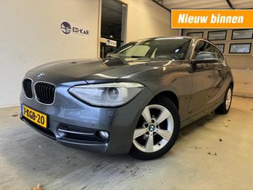 Bmw 1-SERIE 116i Upgrade Edition CLIMA LEER NAVI KEY-LESS NA