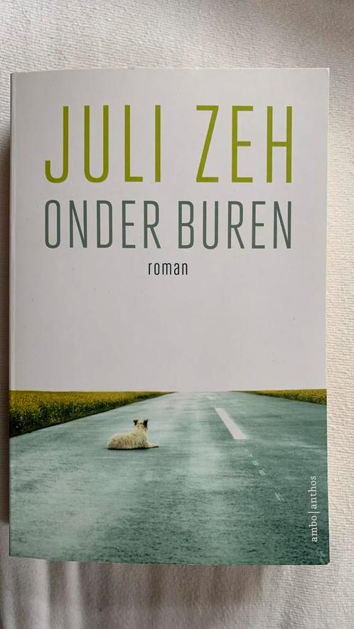 Juli Zeh - Onder buren, Boeken, Literatuur, Zo goed als nieuw, Ophalen of Verzenden