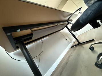IKEA bekant bureau zwart 160x80 - afbeelding 3 IKEA bekant bureau zwart 160x80 - afbeelding 3