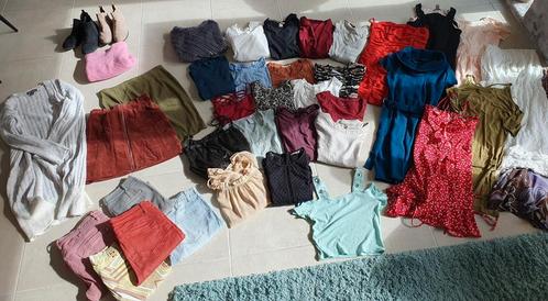 Groot kledingpakket maat 36-38 /S-M (39 items), Kleding | Dames, Dames-kledingpakketten, Gedragen, Maat 36 (S), Ophalen of Verzenden