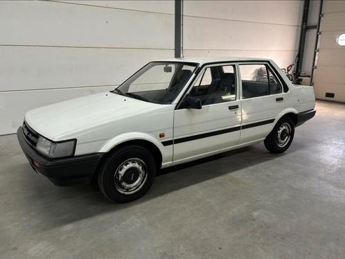 Toyota Corolla 1.3 DX SDN 1987 Wit, Auto's, Toyota, Particulier, Corolla, Benzine, Sedan, Handgeschakeld, Origineel Nederlands