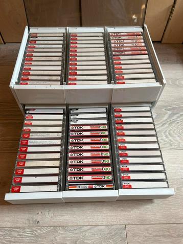 72 stuks TDK D 60/90 min cassettes in gratis bewaardoos