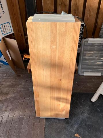 IKEA Ivar kast planken en 1 staander - afbeelding 5 IKEA Ivar kast planken en 1 staander - afbeelding 5