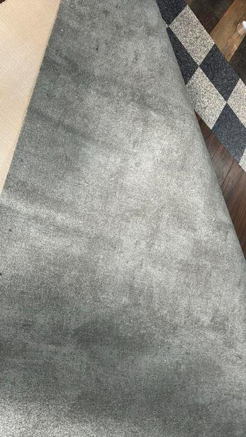 Coupon groen tapijt 3x4m restanten vloerbedekking nieuw!!!